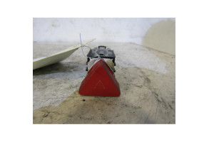 Bouton de warning VOLKSWAGEN GOLF PLUS Photo n°1