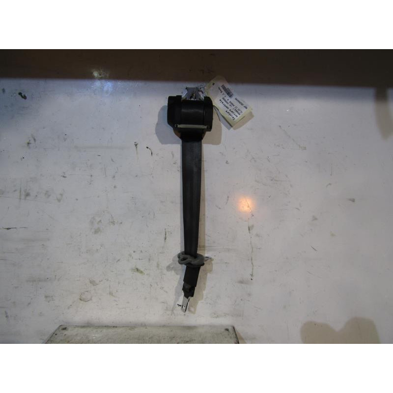 Ceinture arriere centrale RENAULT CLIO 2 CAMPUS Photo n°1