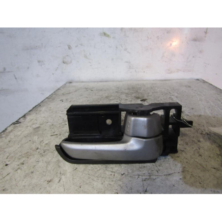 Poignee interieur avant droit SUZUKI SWIFT 3