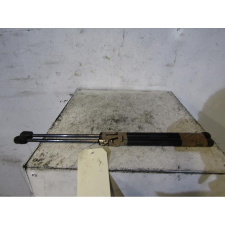 Verin de coffre SUZUKI SWIFT 3