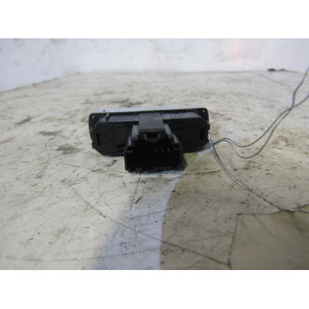 Bouton de warning FORD MONDEO 3