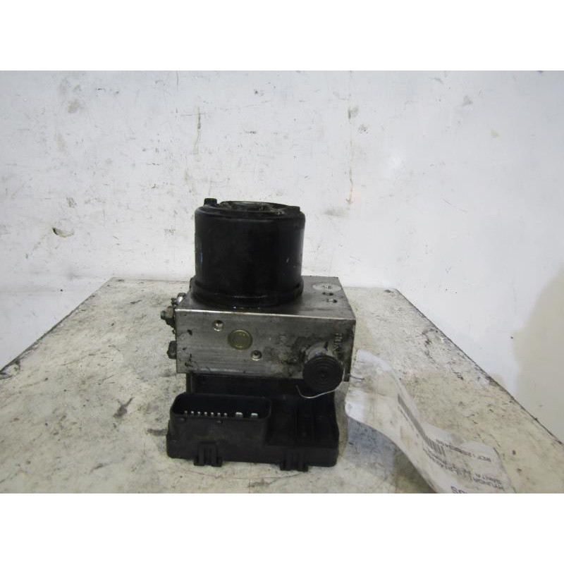 Bloc ABS (freins anti-blocage) HYUNDAI SANTA FE 1 Photo n°1