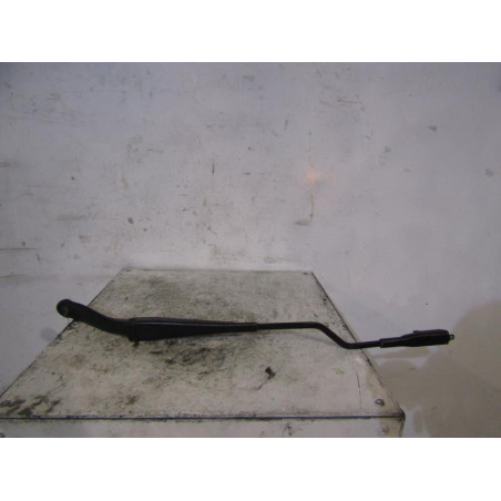 Bras essuie glace avant gauche FIAT GRANDE PUNTO