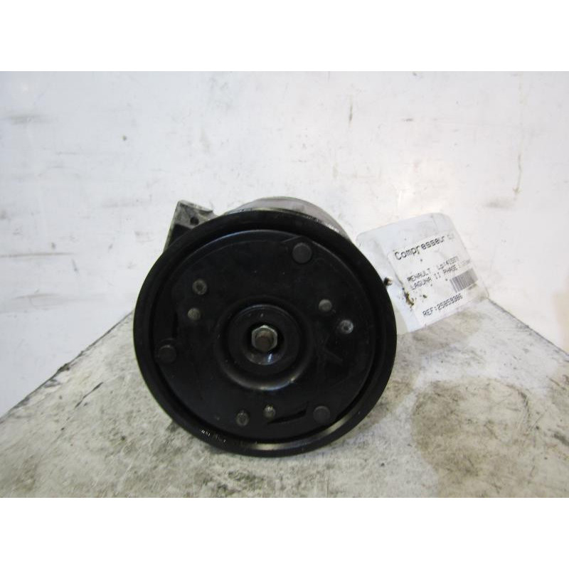 Compresseur clim RENAULT LAGUNA 2 Photo n°1