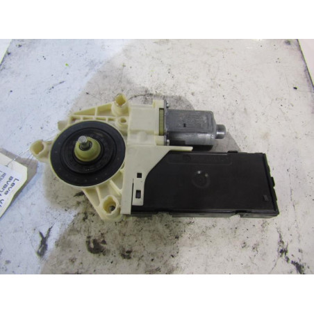 Moteur leve vitre avant droit RENAULT LAGUNA 3