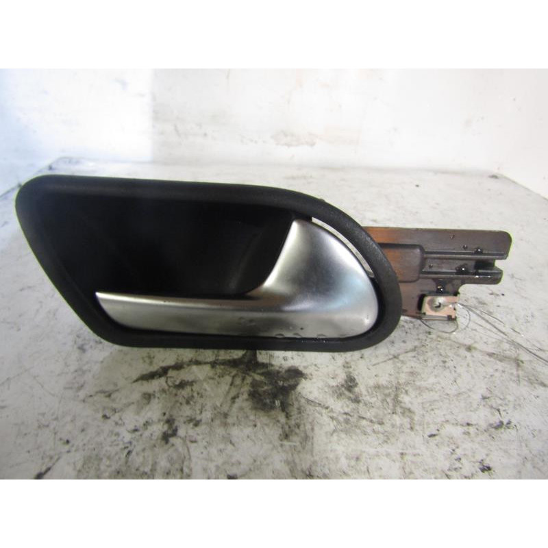 Poignee interieur arriere droit VOLKSWAGEN GOLF 5 Photo n°1