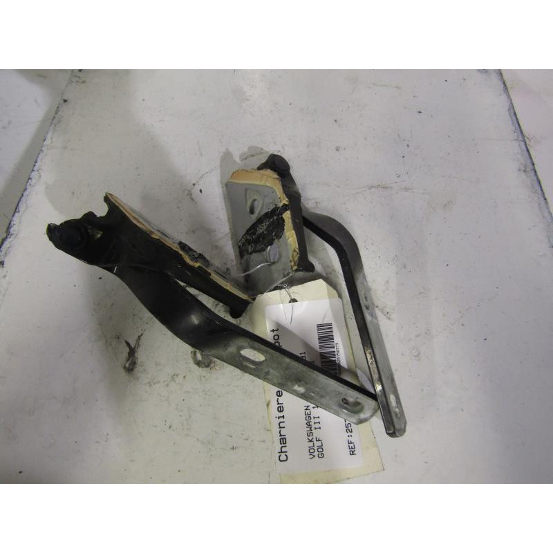 Charniere de capot VOLKSWAGEN GOLF 3 Photo n°1