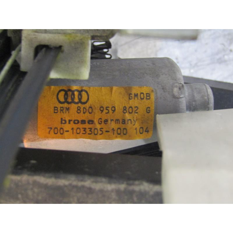 Leve vitre electrique arriere droit AUDI A4 1 Photo n°1