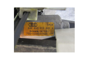 Leve vitre electrique arriere droit AUDI A4 1 Photo n°1