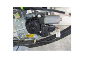 Leve vitre electrique arriere droit AUDI A4 1 Photo n°2