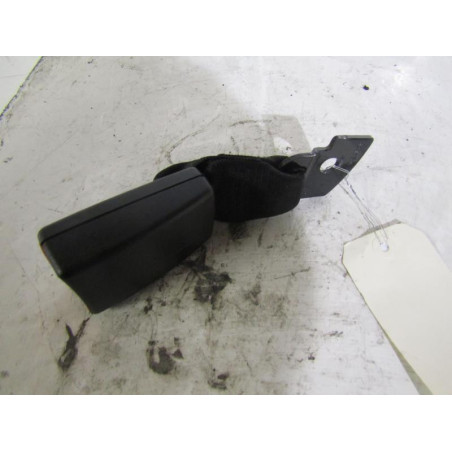 Attache ceinture arriere droit OPEL MERIVA A