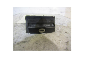 Bouton de coffre VOLKSWAGEN GOLF 3 Photo n°1