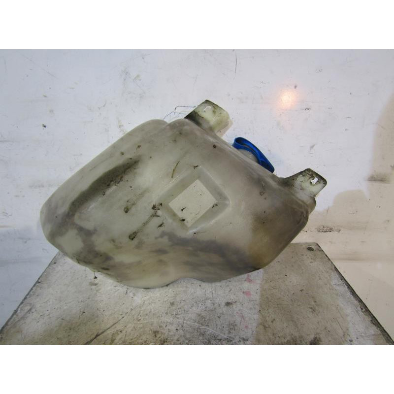 Vase de lave glace VOLKSWAGEN GOLF 3 Photo n°1