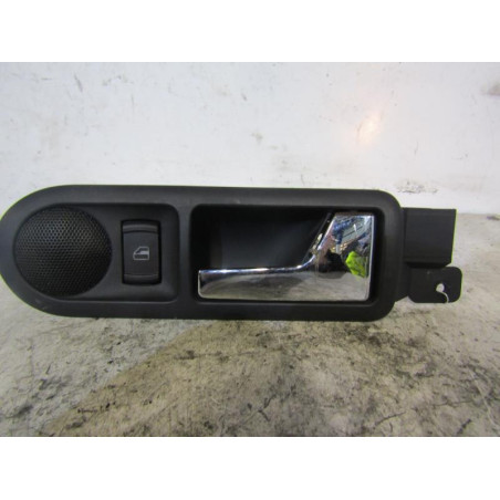 Poignee interieur arriere droit VOLKSWAGEN PASSAT 4