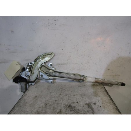 Leve vitre electrique avant droit SUZUKI SWIFT 3