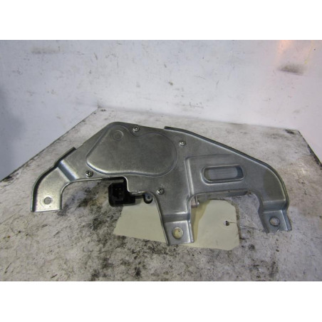 Moteur essuie glace arriere SUZUKI SWIFT 3