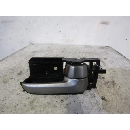 Poignee interieur avant droit SUZUKI SWIFT 3