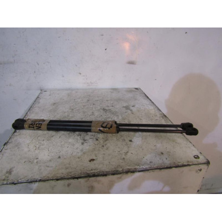 Verin de coffre SUZUKI SWIFT 3