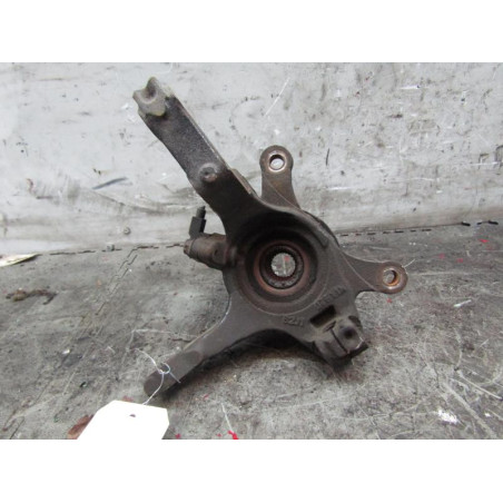 Pivot de moyeu avant gauche SUZUKI SWIFT 3