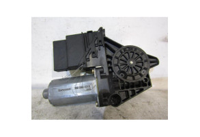 Leve vitre electrique arriere droit VOLKSWAGEN PASSAT 4 Photo n°2
