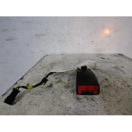 Attache ceinture arriere gauche AUDI A8 1