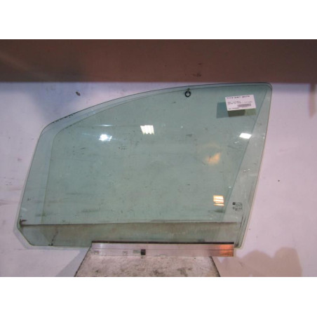 Vitre avant gauche OPEL ZAFIRA B