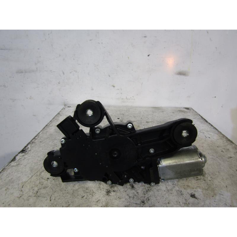 Moteur essuie glace arriere FORD FOCUS 3 Photo n°1