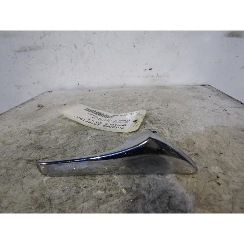 Poignee interieur arriere droit MERCEDES CLASSE E 211 Photo n°1