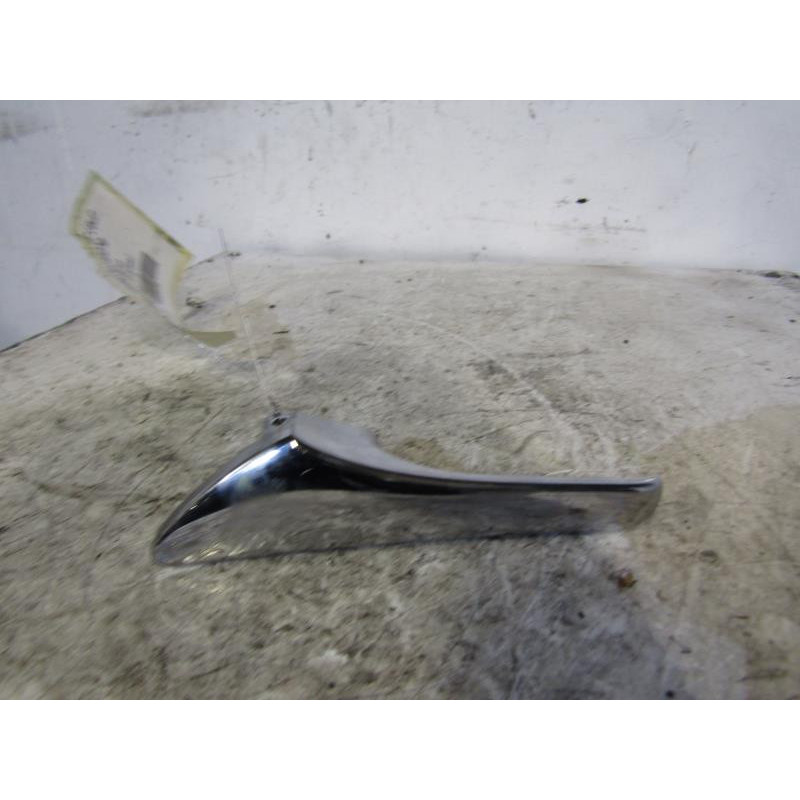 Poignee interieur arriere gauche MERCEDES CLASSE E 211 Photo n°1