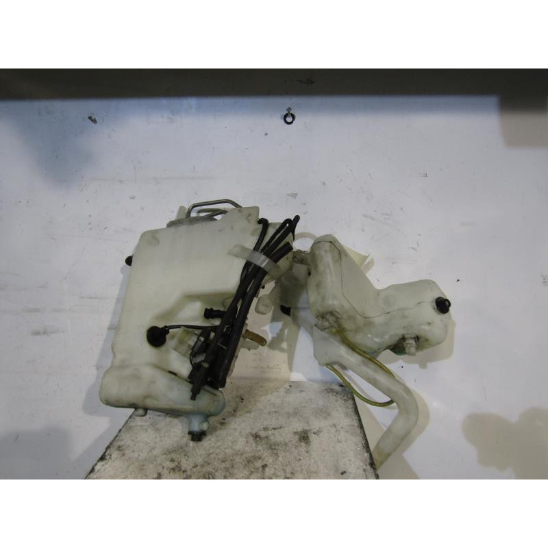 Vase de lave glace MERCEDES CLASSE E 211 Photo n°1