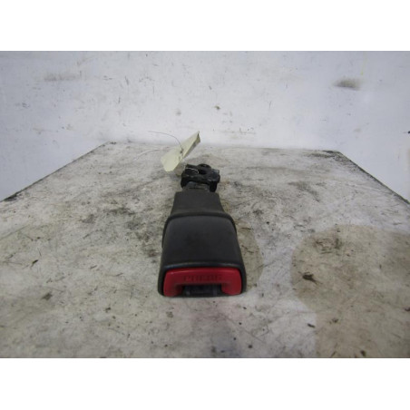 Attache ceinture arriere droit TOYOTA PRIUS 2