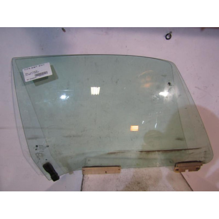 Vitre avant droit OPEL CALIBRA