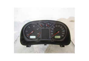 Compteur VOLKSWAGEN BORA Photo n°1