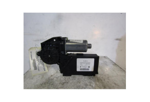 Moteur leve vitre arriere droit VOLKSWAGEN TOUAREG 1 Photo n°2