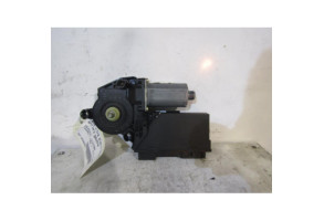 Moteur leve vitre arriere gauche VOLKSWAGEN TOUAREG 1 Photo n°1
