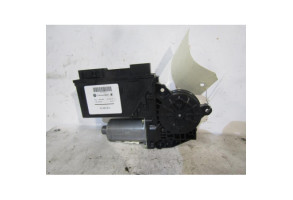 Moteur leve vitre avant gauche VOLKSWAGEN TOUAREG 1 Photo n°2