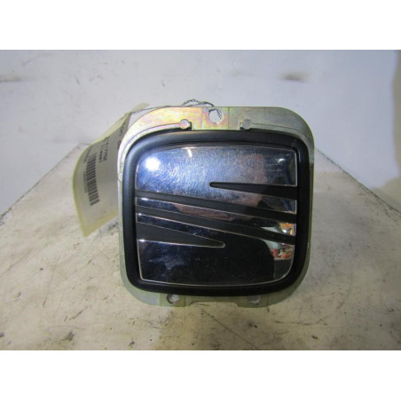 Bouton de coffre SEAT LEON 1