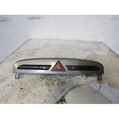 Bouton de warning PEUGEOT 308 1
