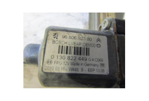 Leve vitre electrique arriere gauche PEUGEOT 308 1 SW Photo n°4