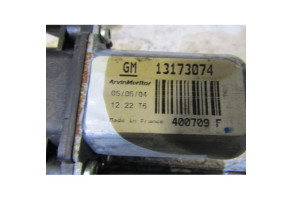 Leve vitre electrique avant droit OPEL CORSA C Photo n°3