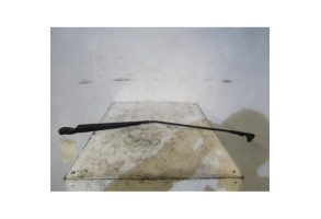 Bras essuie glace avant droit VOLKSWAGEN POLO 4 Photo n°1