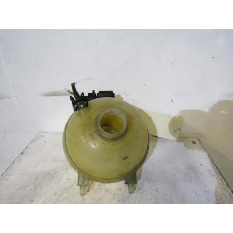 Vase d'expansion PEUGEOT 307 Photo n°1
