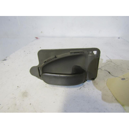 Poignee interieur arriere droit CITROEN XSARA PICASSO