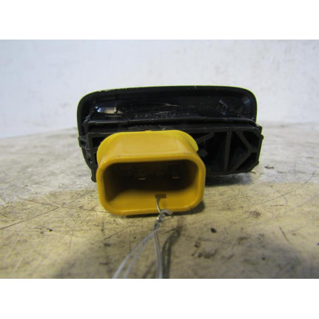 Interrupteur de leve vitre avant droit FORD FIESTA 6