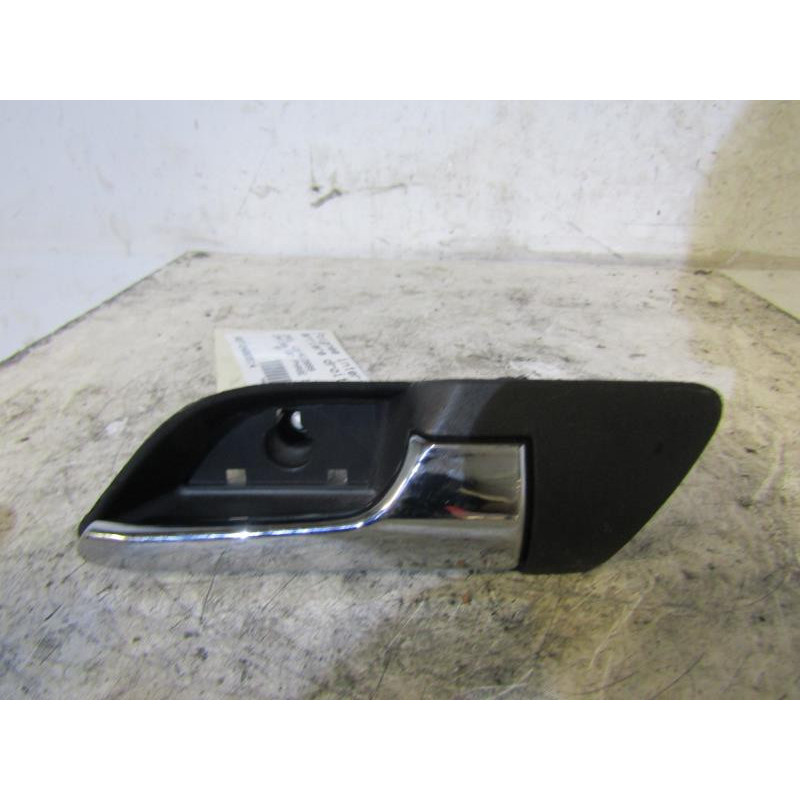 Poignee interieur arriere droit OPEL ZAFIRA B Photo n°1