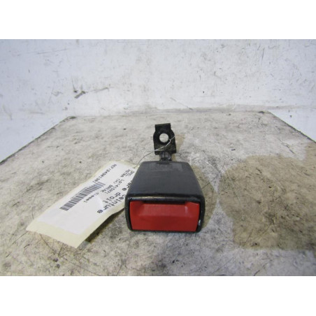 Attache ceinture arriere droit OPEL ASTRA H
