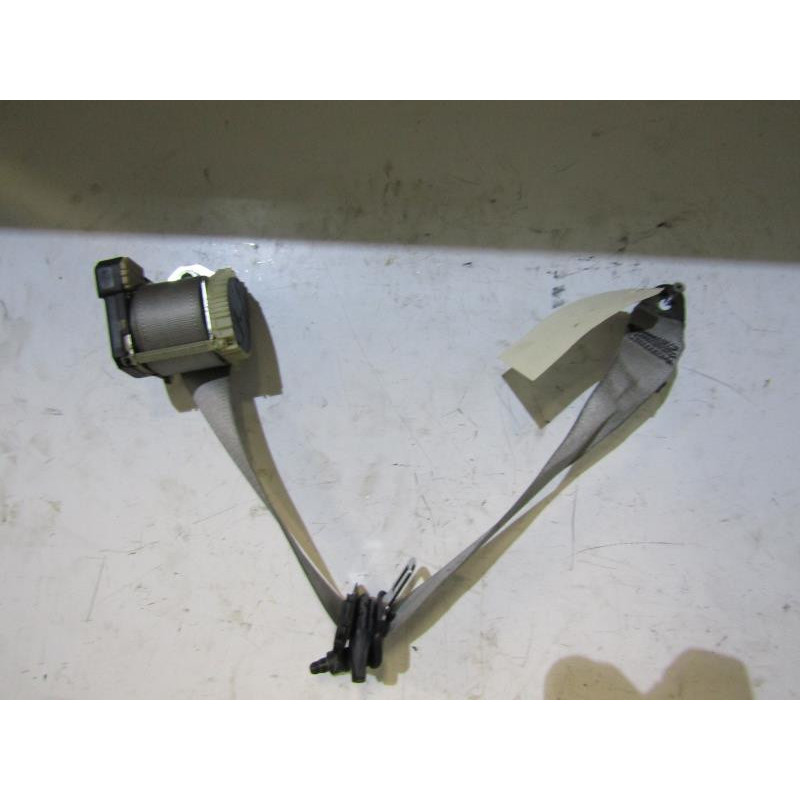 Ceinture arriere droit OPEL CORSA C Photo n°1