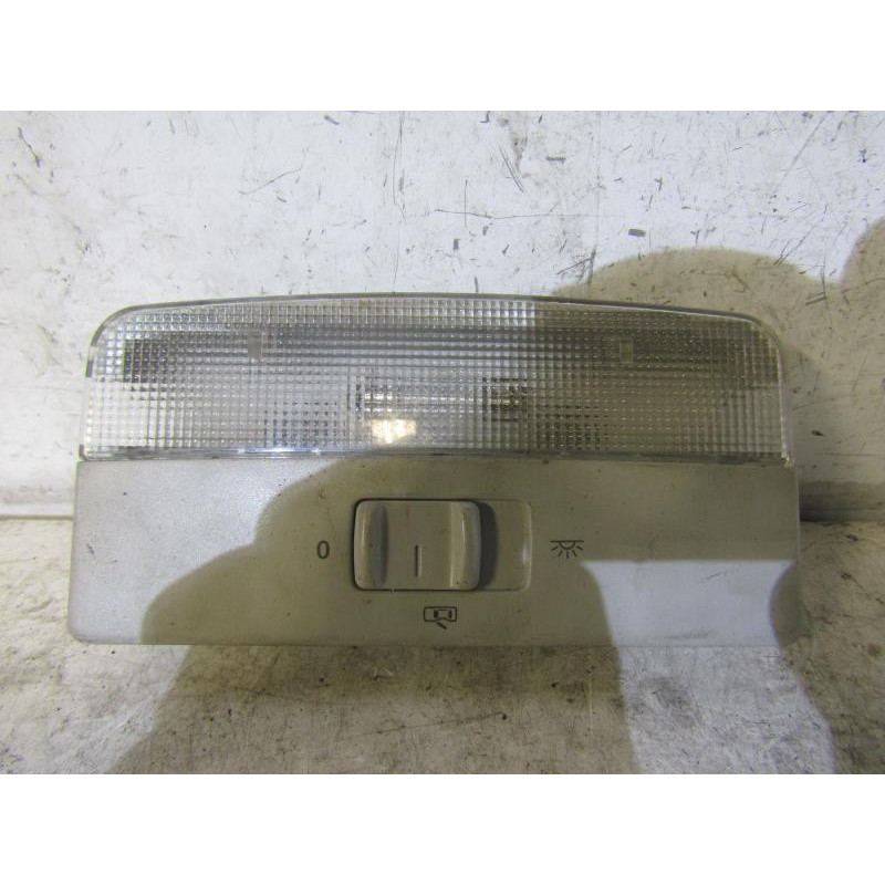 Eclairage de plafonnier VOLKSWAGEN FOX Photo n°1