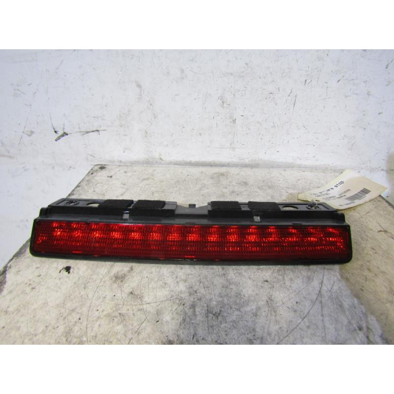 Feu arriere stop central VOLKSWAGEN FOX Photo n°1