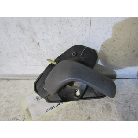Poignee interieur avant droit CHRYSLER GRAND VOYAGER 4